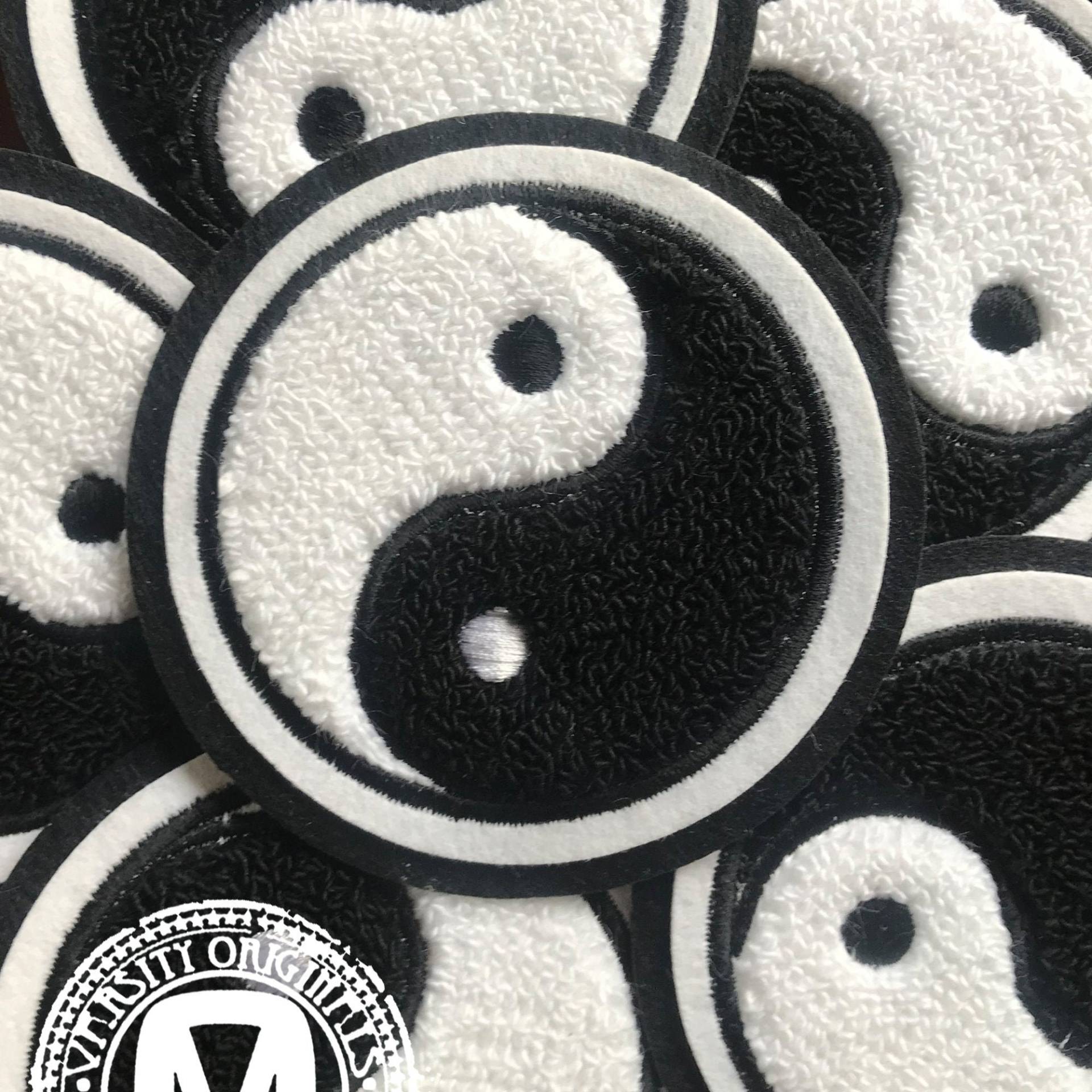 Chenille Yin Und Yang Aufnäher/In-stock Versandfertig Made in Usa von VarsityOriginals