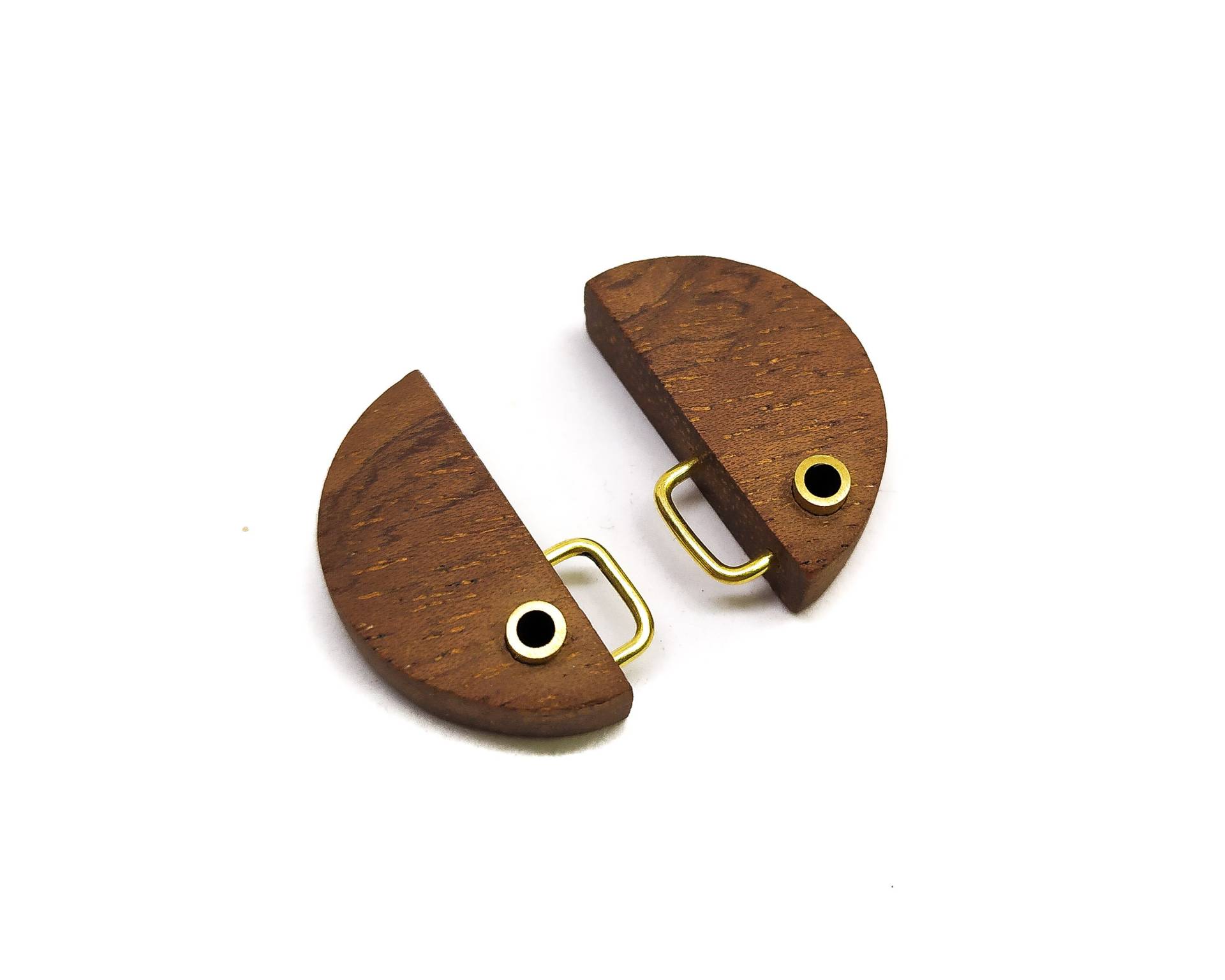 Halbmond Ohrstecker Aus Holz, Mit Messingdetails Halbmond Ohrstecker Aus Holz, Mit Messingdetails von VasilisAdamos