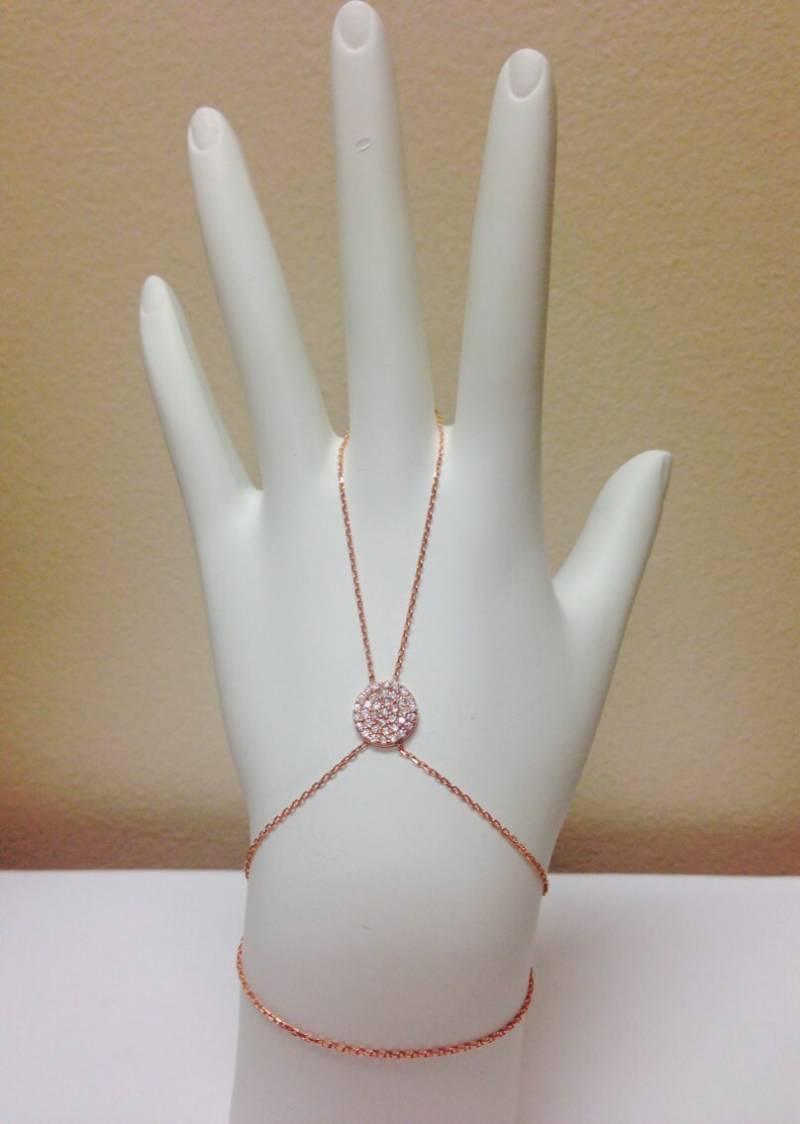 Kleines Disc Hand Armband von VassariBoutique