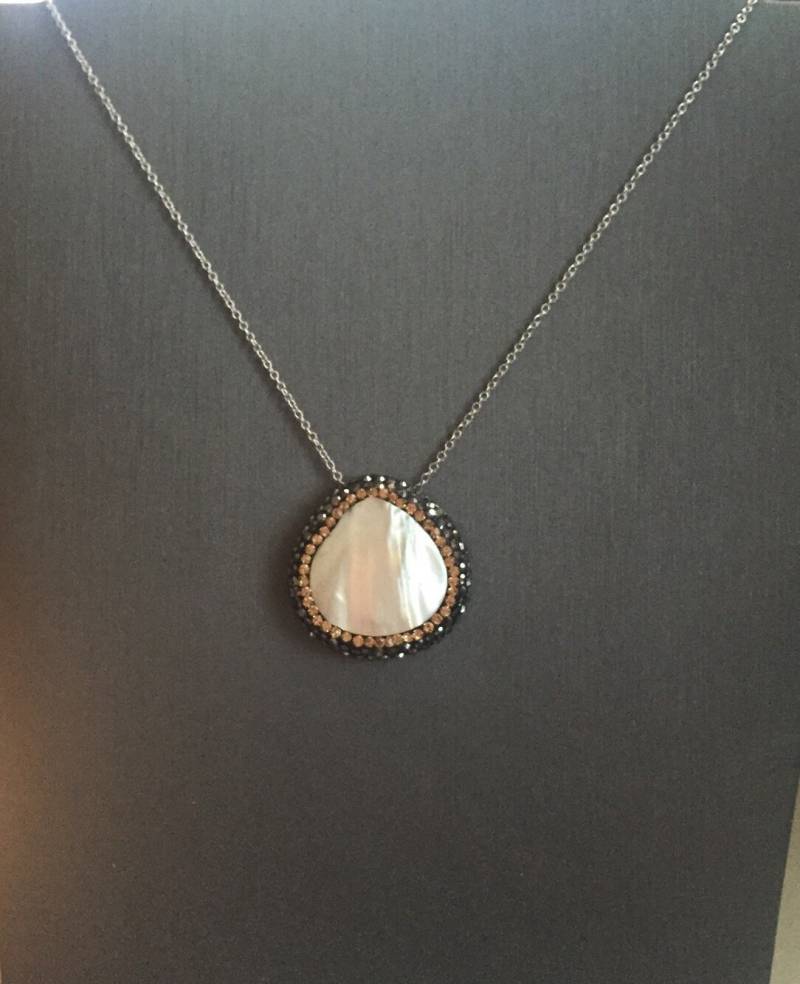 Mutter Perle Kristall Halskette von VassariBoutique