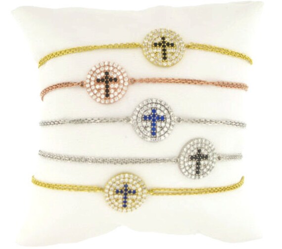 Schickes Kreuz Disc Armband von VassariBoutique