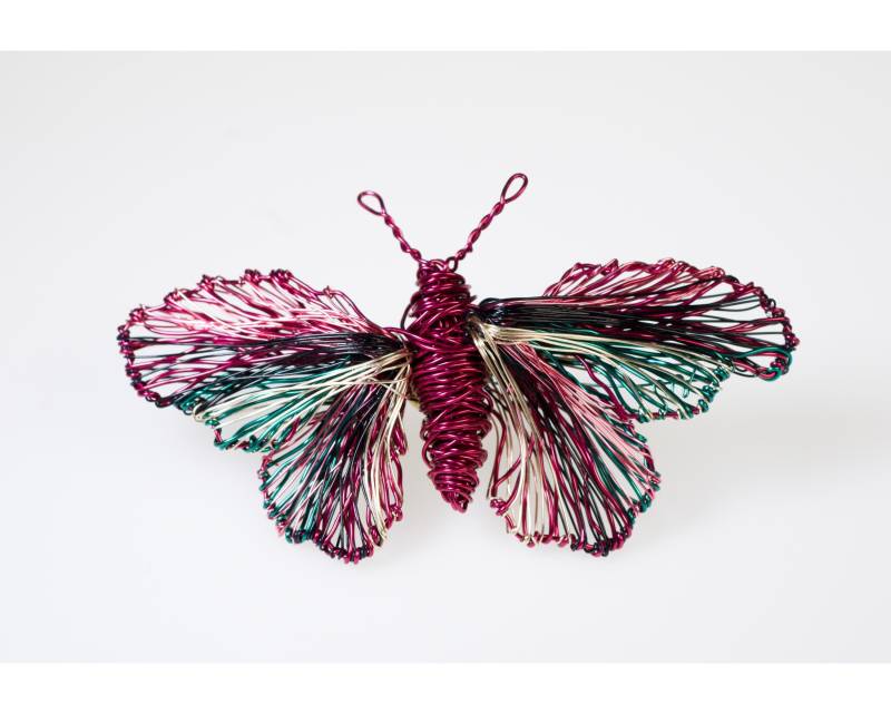 Draht Schmetterling Brosche Fuchsie Kupfer & Silber Skulptur Draht Schmetterling Brosche Fuchsie Kupfer & Silber Skulptur von VassilikiMikropoulou