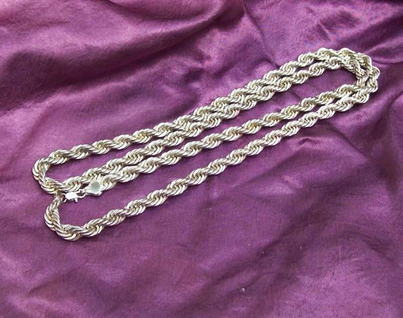 Solide Sterling Silber 30" Rope Necklace Mit Einem Gewicht Von 81, 7 Gramm Solide Sterling Silber 30" Rope Necklace Mit Einem Gewicht Von 81, 7 Gramm von VastVintageVisions