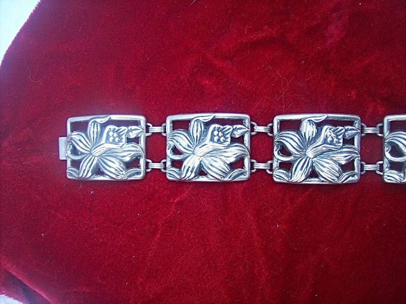 Vintage Danecraft Sterling Silber Retro Deco Damen Breite Floral Link Armband Vintage Danecraft Sterling Silber Retro Deco Damen Breite Floral Link Armband von VastVintageVisions