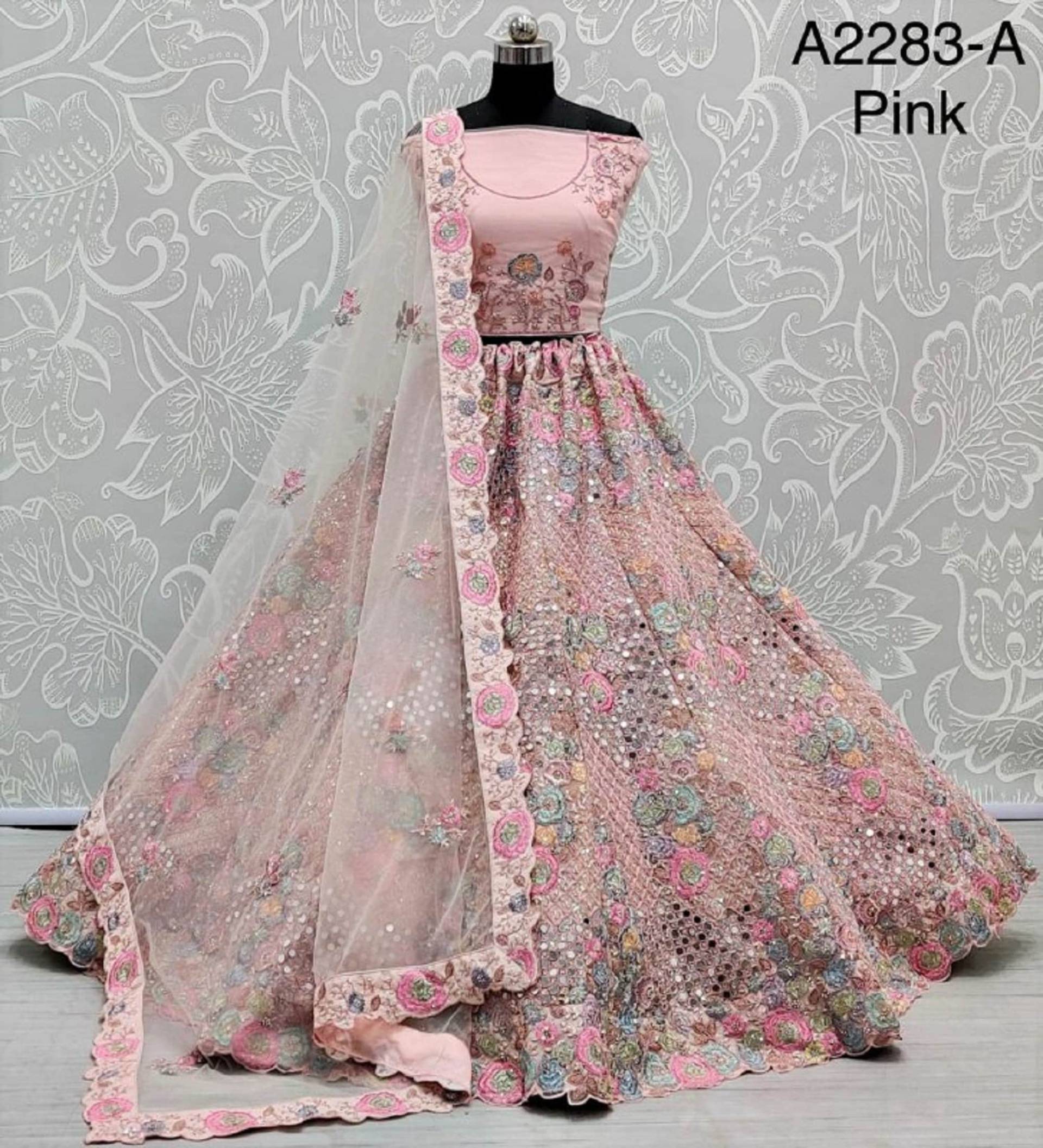 Designer Pink Lehenga Choli Mit Spiegel & Stickerei Arbeit Und Weiches Netz Dupatta Für Frauen Party Wear Braut Für Dulhan von Vastrawear18