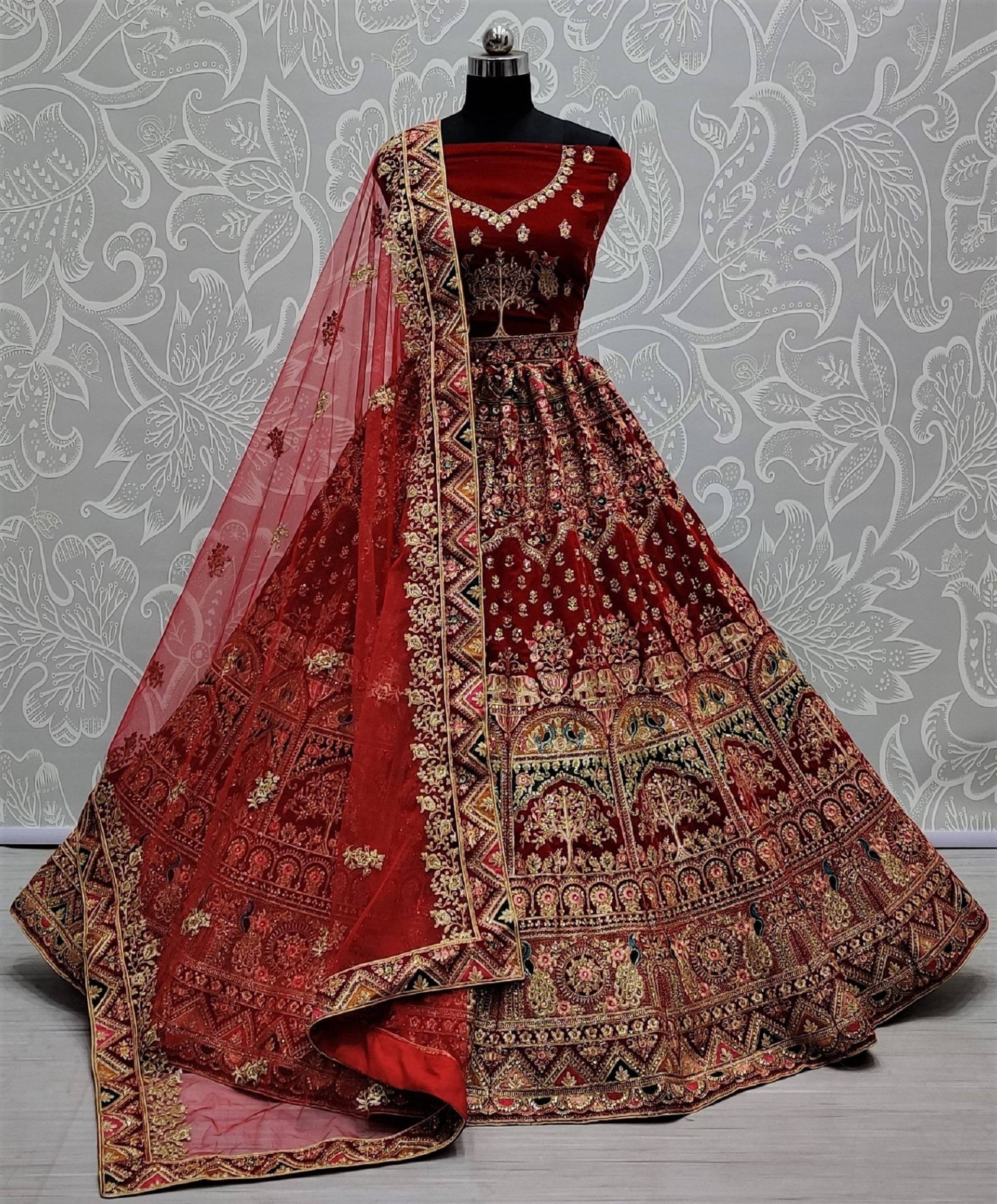 Spiegelarbeit Maroon Farbe Multi Work Neueste Designer Braut Lehengacholi, Hochzeit Chaniya Choli , Handarbeit Lehenga Für Frauen von Vastrawear18