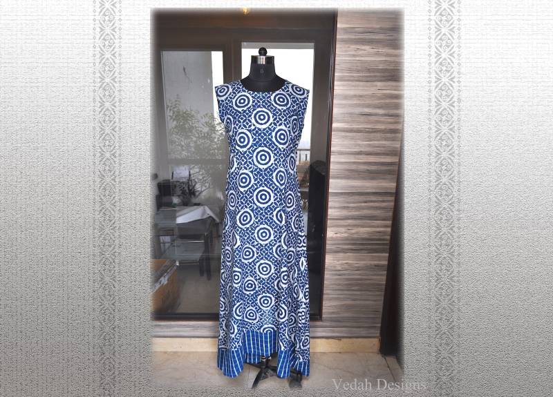 stoffauswahl Aus Dem Shop Maßgeschneidertes Kleid Mit Blockprint Langem Rücken Boho-Kleid von VedahDesigns