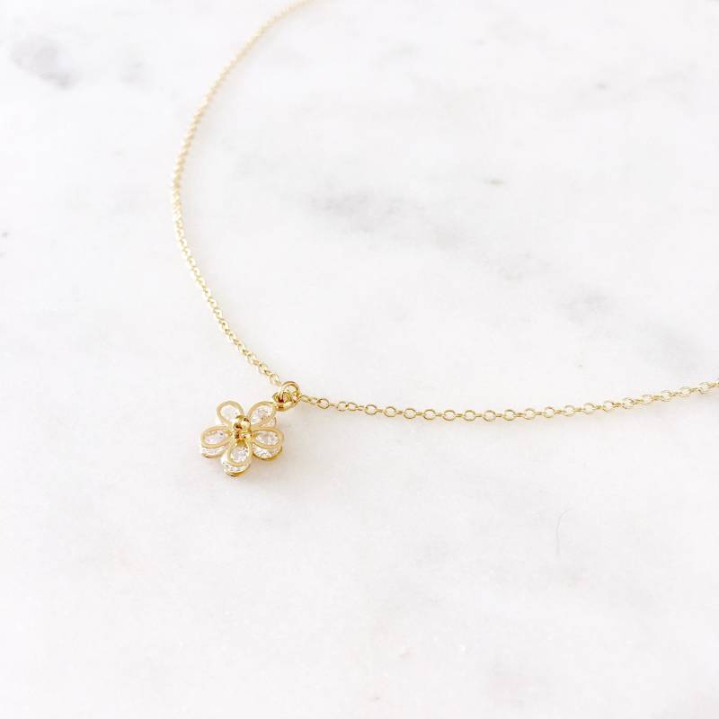 Daisy Halskette - Blumen Anhänger, Gold Hübsche Halskette, Cz Funkelnde Gänseblümchen Schmuck, Geschenke Für Gf |Gpn00015 von Vedern