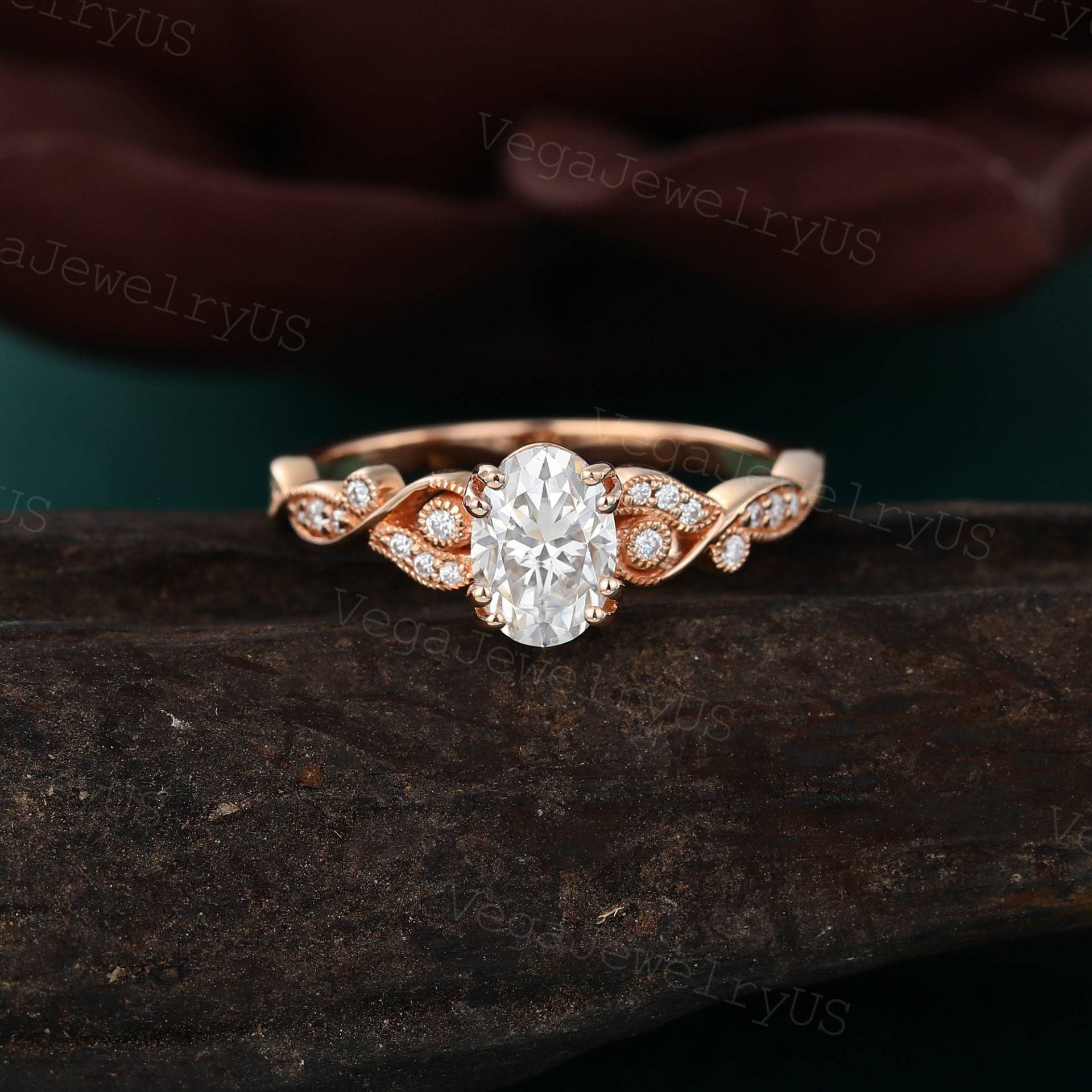Oval Moissanite Verlobungsring Vintage Rosegold Einzigartige Diamant Brautring Jahrestag Versprechen Ring Für Frauen Oval Moissanite Verlobungsring Vintage Rosegold Einzigartige Diamant Brautring Jahrestag Versprechen Ring Für Frauen von VegaJewelryUS