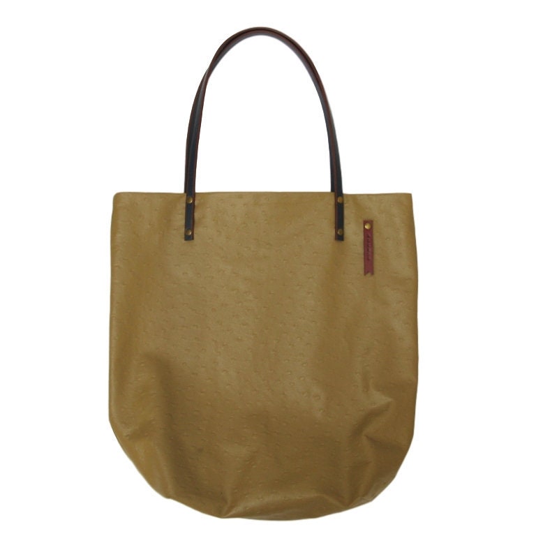 Vegan Khaki Kunstleder Tragetasche Vegan Khaki Kunstleder Tragetasche von Veganaskida