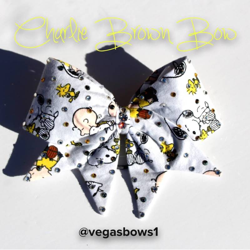 Charlie Braune Schleife von VegasBows1