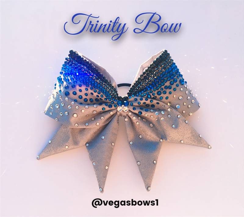 Dreifaltigkeitsschleife von VegasBows1