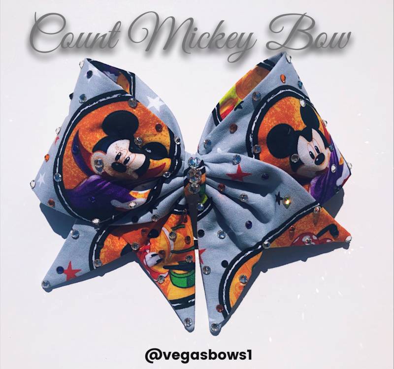 Graf Mickey Schleife Graf Mickey Schleife von VegasBows1