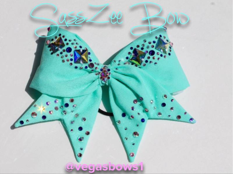 Sasszee Schleife von VegasBows1