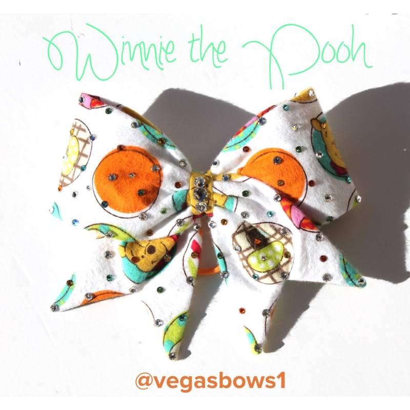 Winnie Der Pooh Schleife Winnie Der Pooh Schleife von VegasBows1