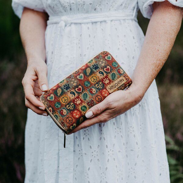 Veggees ® Peacie Veganes Portemonnaie aus Kork für Damen / RFID Schutz, XL von Veggees