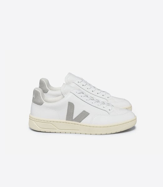 Veja Sneaker Damen - V-12 Leather von Veja