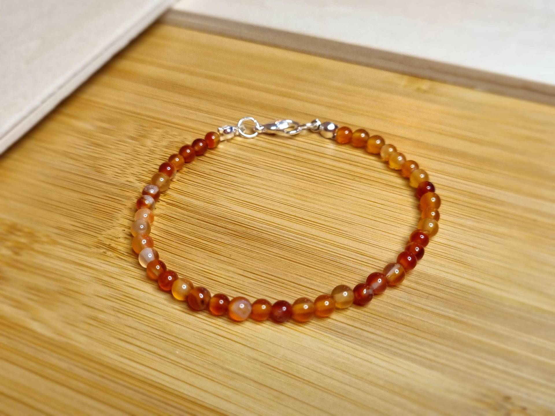 Echtes Karneol Armband 4mm Mit Karabinerverschluss - Naturstein Heilstein Geschenk Für Sie, Ihn von VeloraBoutique