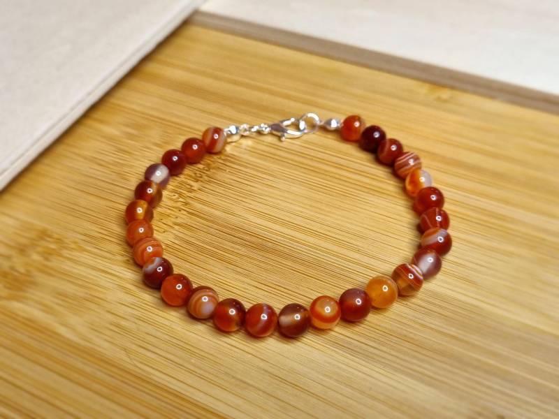 Echtes Karneol Armband 6mm Mit Karabinerverschluss - Naturstein Heilstein Geschenk Für Sie, Ihn von VeloraBoutique