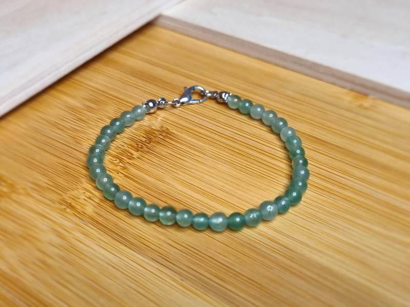Natürliches 4mm Grünes Aventurin-Armband Mit Karabinerverschluss- Edelstein Stretch Armband - Geschenk Filigran Zierlich Heilarmband von VeloraBoutique