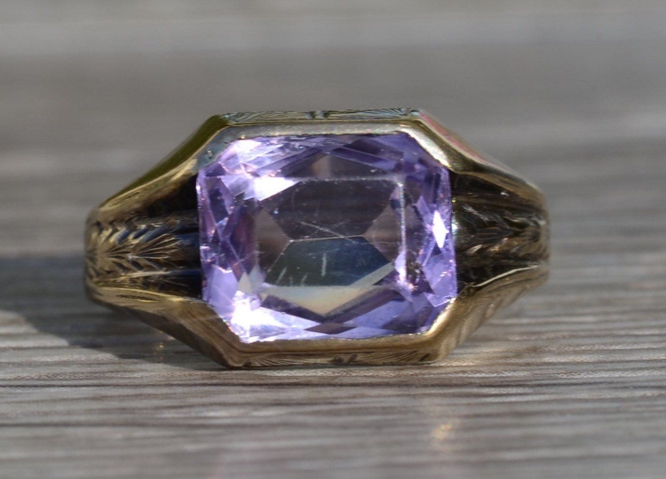 Damen Antik Gelbgold Amethyst Ring von VelvetBoxSociety