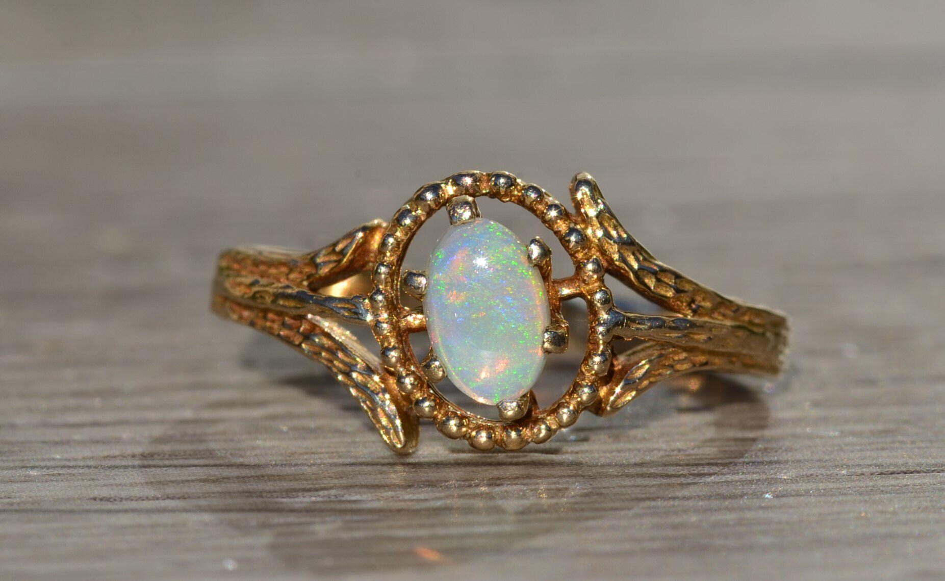 Damen Vintage 14K Gold Cocktail Ring Set Mit Opal von VelvetBoxSociety