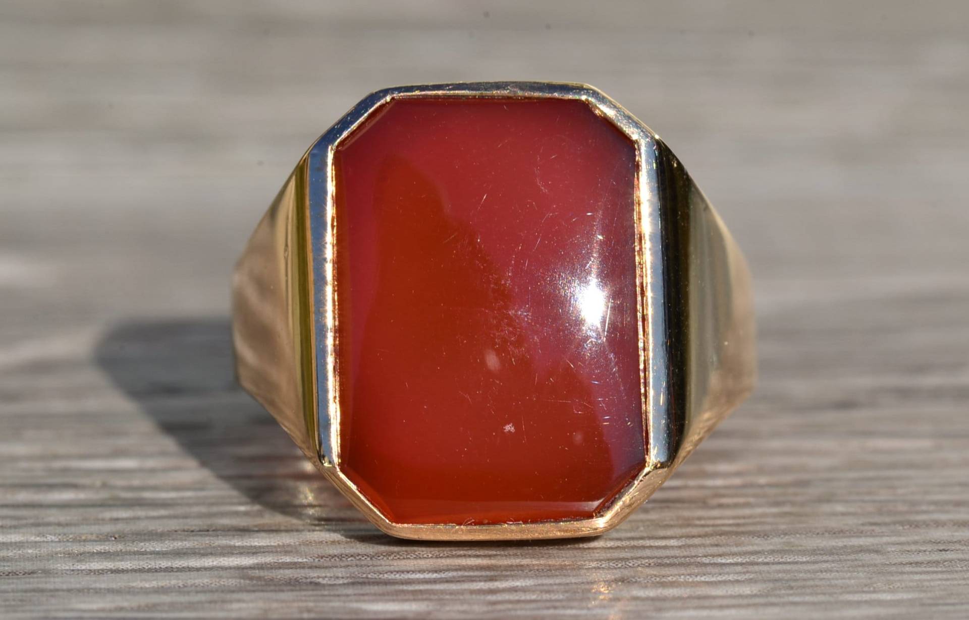 Herren Roségold Karneol Cocktail Ring von VelvetBoxSociety