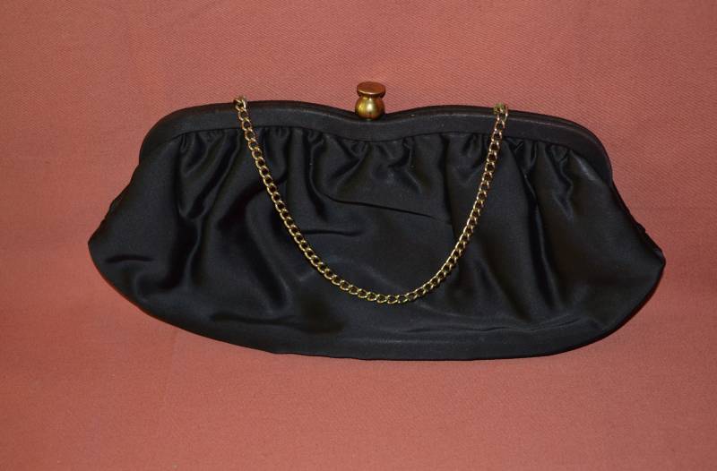 Vintage Schwarz Satin Handtasche 1950 Vintage Schwarz Satin Handtasche 1950 von VelvetCherryVintage