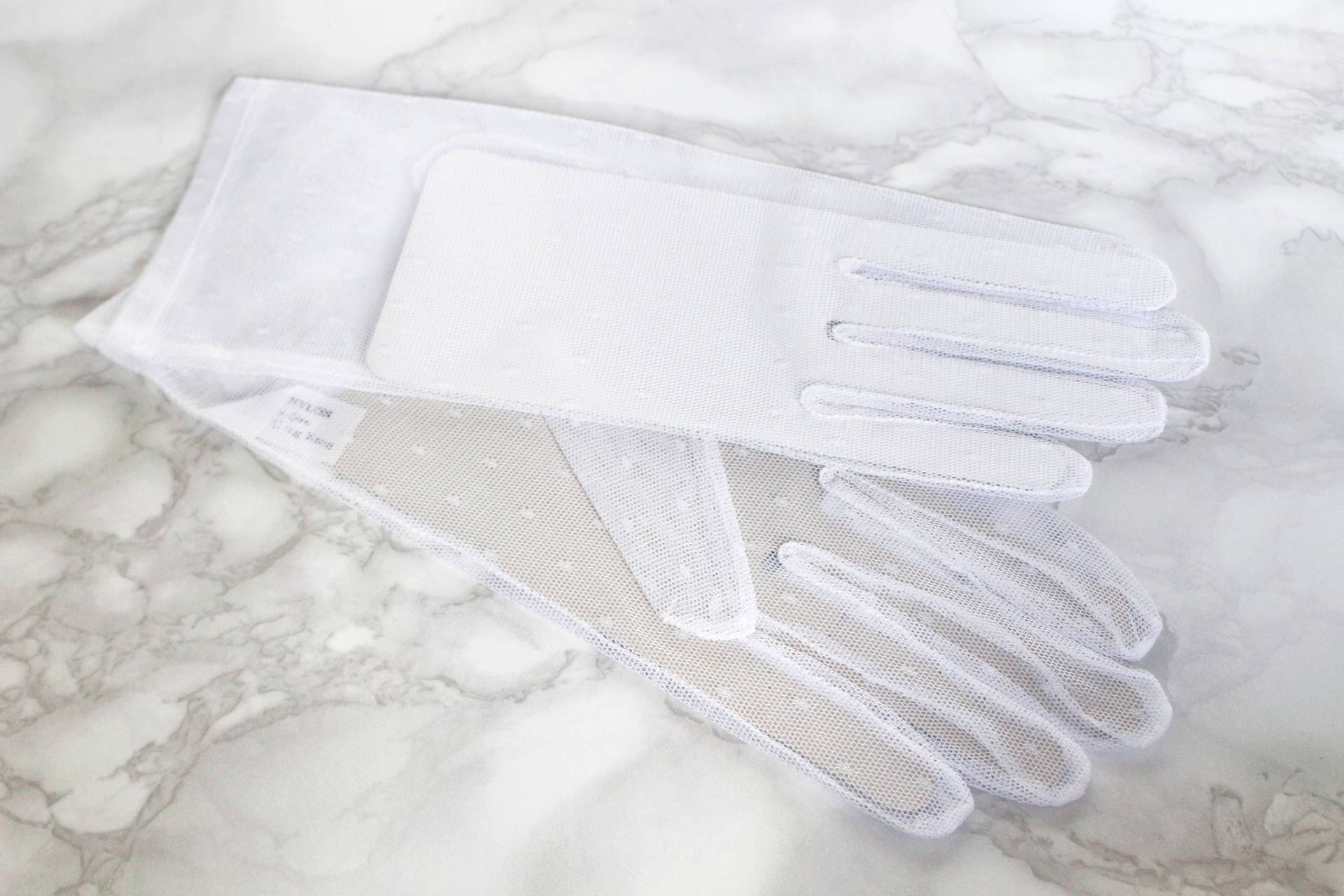 80Er Jahre Vintage Polka Dot Handschuhe, Schiere Netzhandschuhe Frauen, New Old Stock, Weiße Braut, Hochzeit 50S Style Nylon Handschuhe. Größe 7 von Venelle