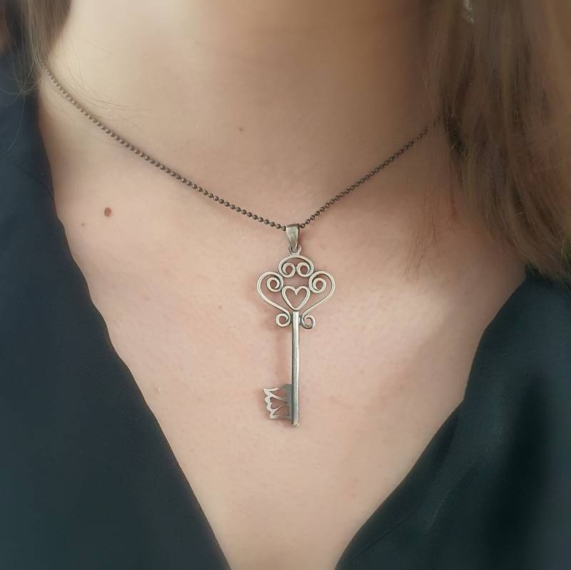 Anhänger - Großer Grauer Schlüssel, Silberner Anhänger - Großer Grauer Schlüssel, Silberner von VenusGalleryArt