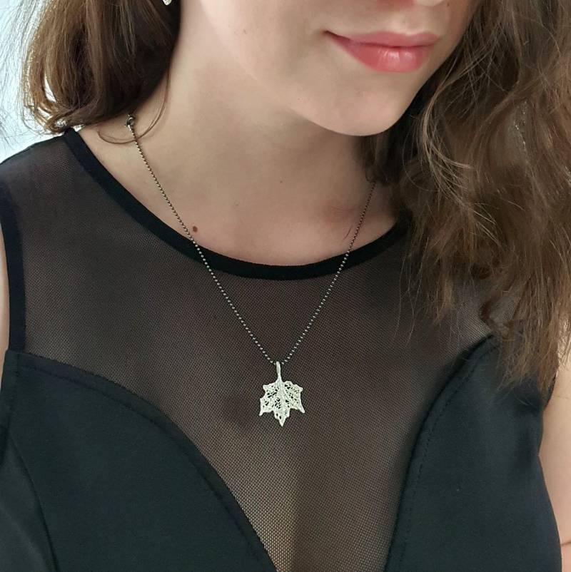 Silberanhänger - Weißer Ahorn Klein Silberanhänger - Weißer Ahorn Klein von VenusGalleryArt