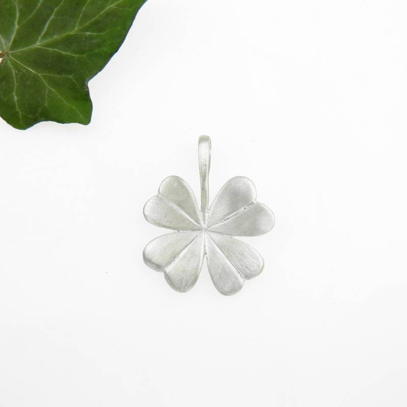 Silberanhänger - Weißklee Silberanhänger - Weißklee von VenusGalleryArt