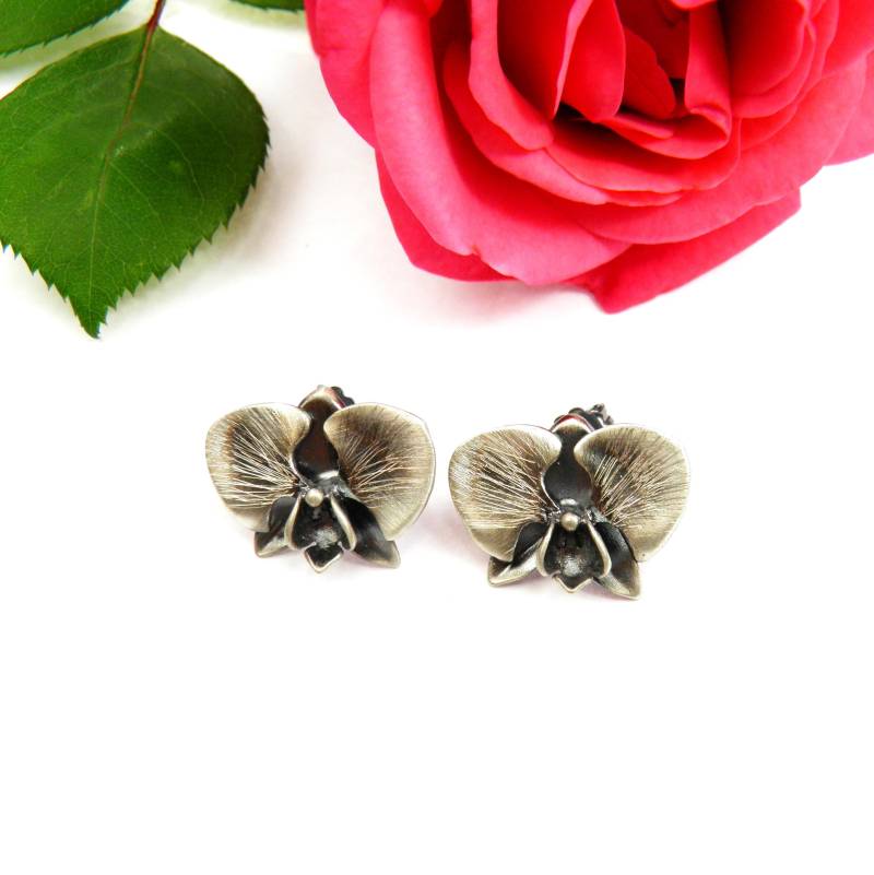 Silberohrringe - Schwarze Orchidee An Ohrsteckern Silberohrringe - Schwarze Orchidee An Ohrsteckern von VenusGalleryArt