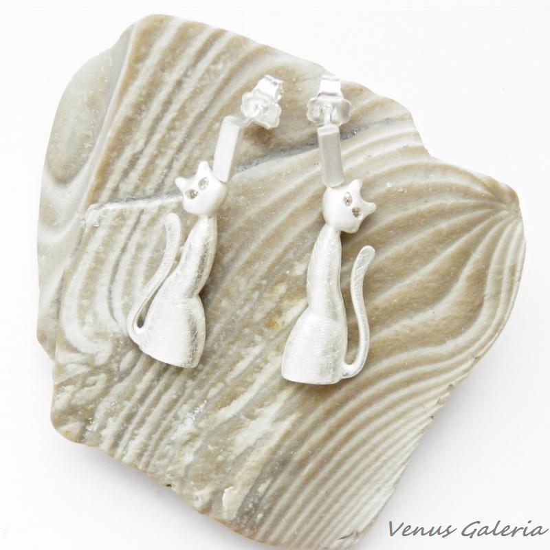 Silberohrringe - Weiße Katzen Mini #handgefertigt #silberkatzen Süß Weiß Mit Zirkonen von VenusGalleryArt