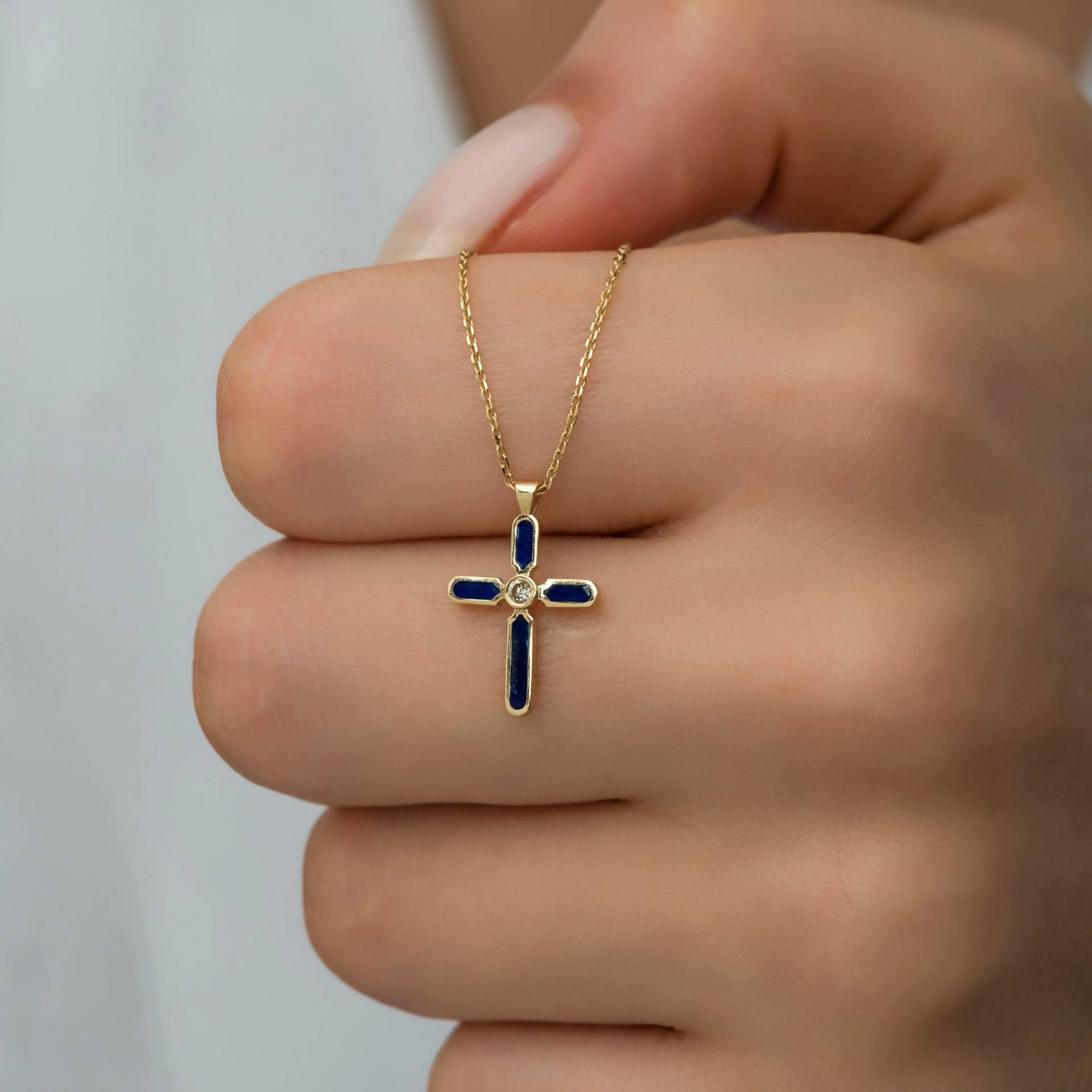 14K Gold Diamant Emaille Kreuz Halskette/Lünette Anhänger Geschenk Geburtstagsgeschenke Muttertagsgeschenke von VeraByEden