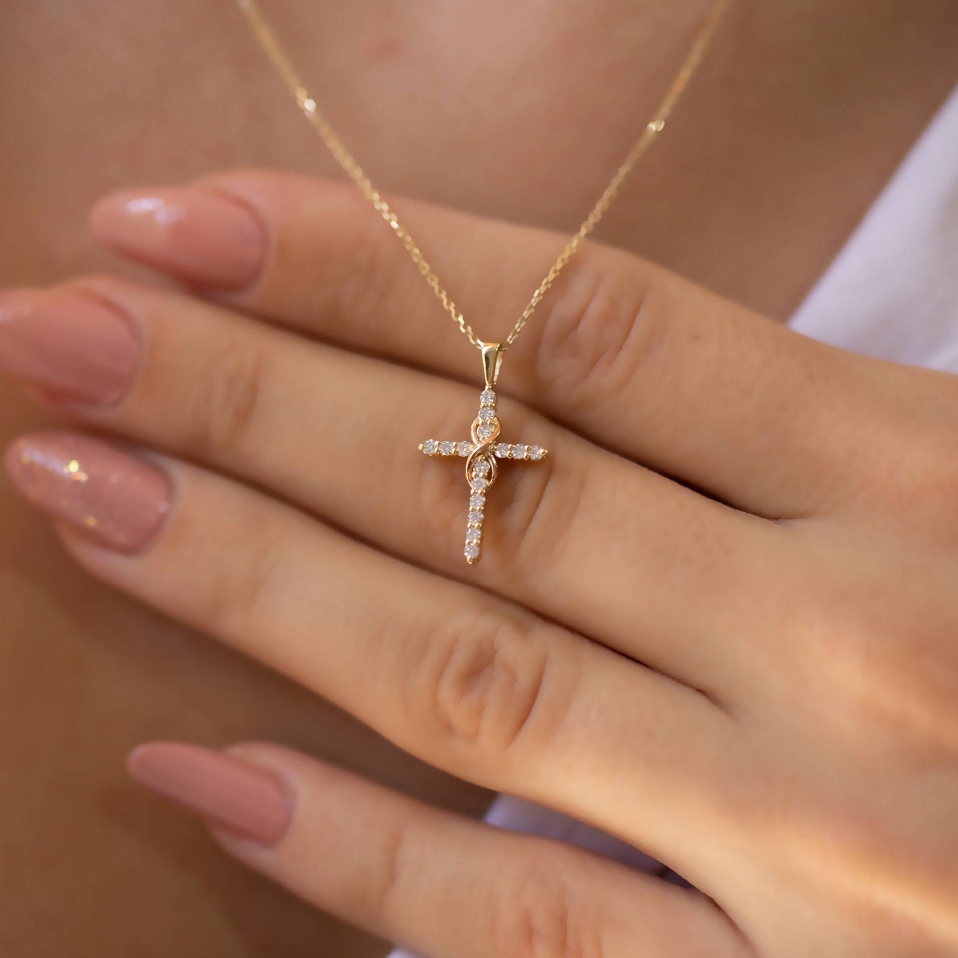 14K Gold Diamant Unendlichkeit Kreuz Frau Halskette/Anhänger Geschenk Für Sie Muttertagsgeschenke von VeraByEden