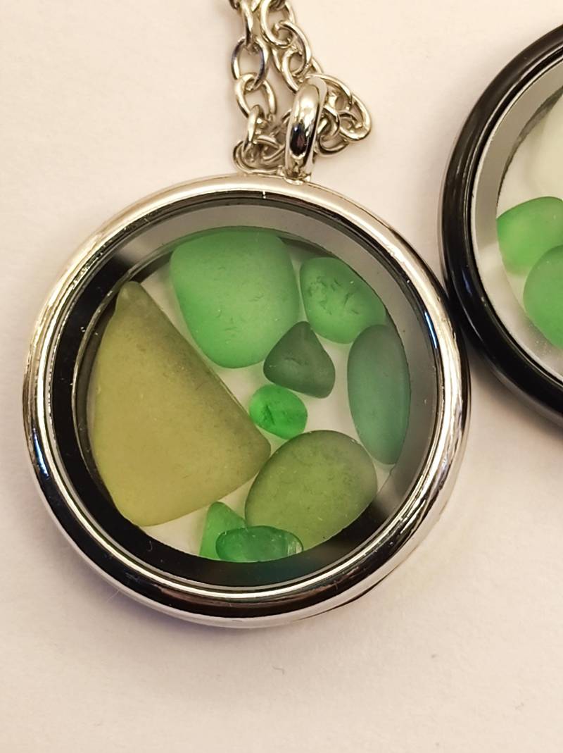 Handgemachte Halskette Aus Meerglas | Nachhaltiger Schmuck Vom Strand Minimalistisch Geschenkidee Für Meeresliebhaber von VeraamMeer