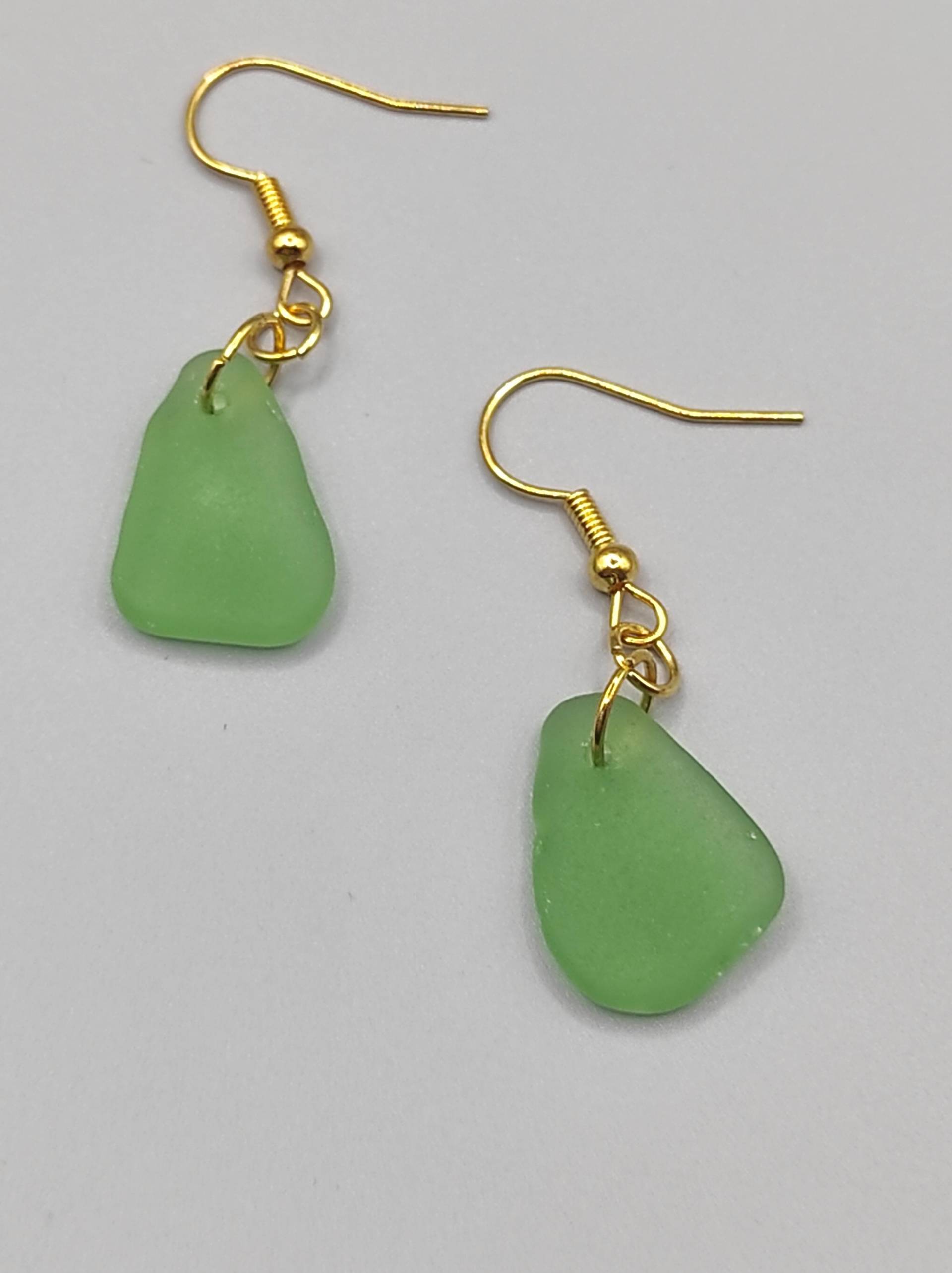 Sea Glass Earrings - Grüne Meerglas Ohrringe Handmade Beach Jewelry Geschenk Für Sie Sommer Schmuck von VeraamMeer