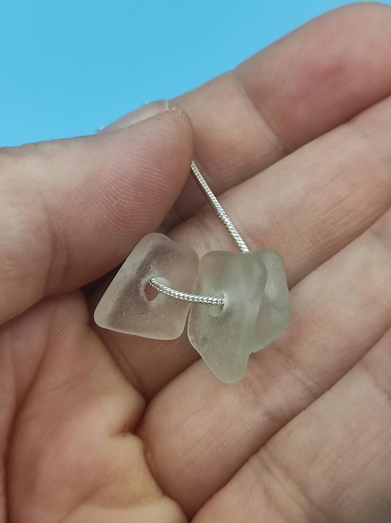 Echte Strandglas Halskette - Handgemachter Schmuck Mit Meerglas Anhänger | Nachhaltig Geschenk Für Sie Oder Ihn Echte Strandglas Halskette - Handgemachter Schmuck Mit Meerglas Anhänger | Nachhaltig Geschenk Für Sie Oder Ihn von VeraamMeer