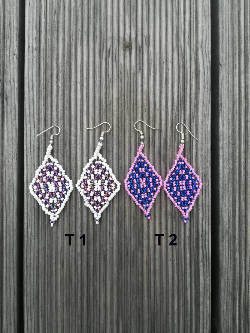 Perlenohrringe, Perlenschmuck, Rhomboide Ohrringe, Dinkel-Und Tropfenohrringe, Robuste Originale Lila Frauen von VerapazAccessories