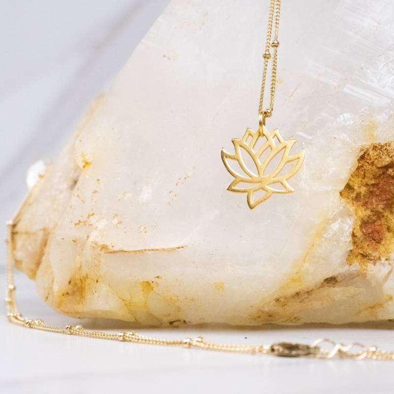 Lotus Halskette | 14K Gold Fill Perlenkette von VerdanteStudio