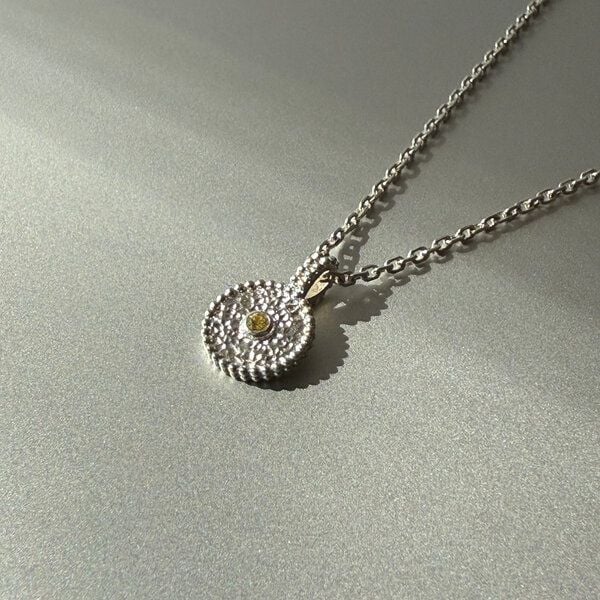 Verdelia Silber Halskette mit Saphir – Fairmined Schmuck Verdelia Silber Halskette mit Saphir – Fairmined Schmuck von Verdelia