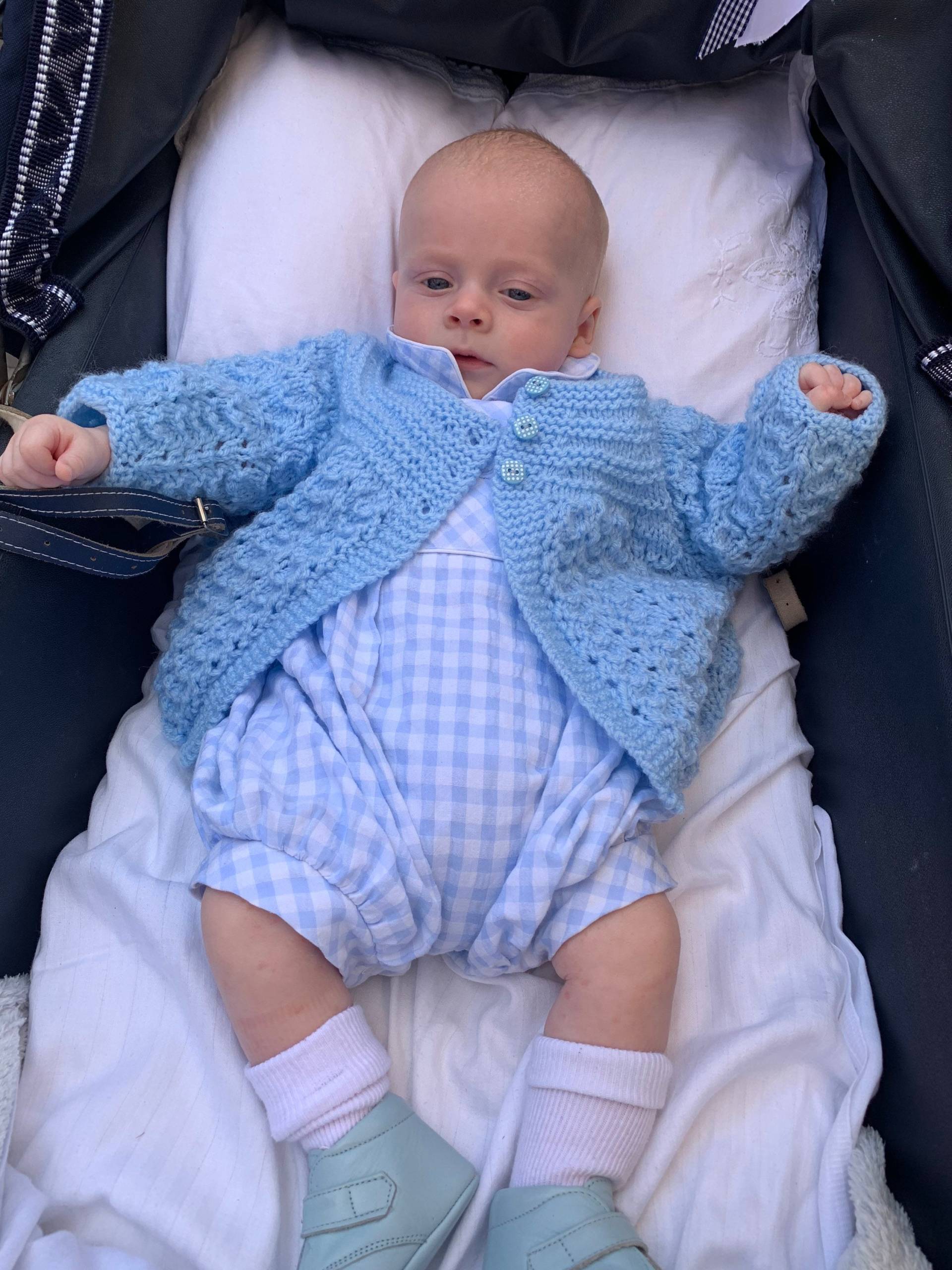 Handgestrickte Babyjacke Blaue Gestrickte Babyjacke von VerityRoseByRebecca