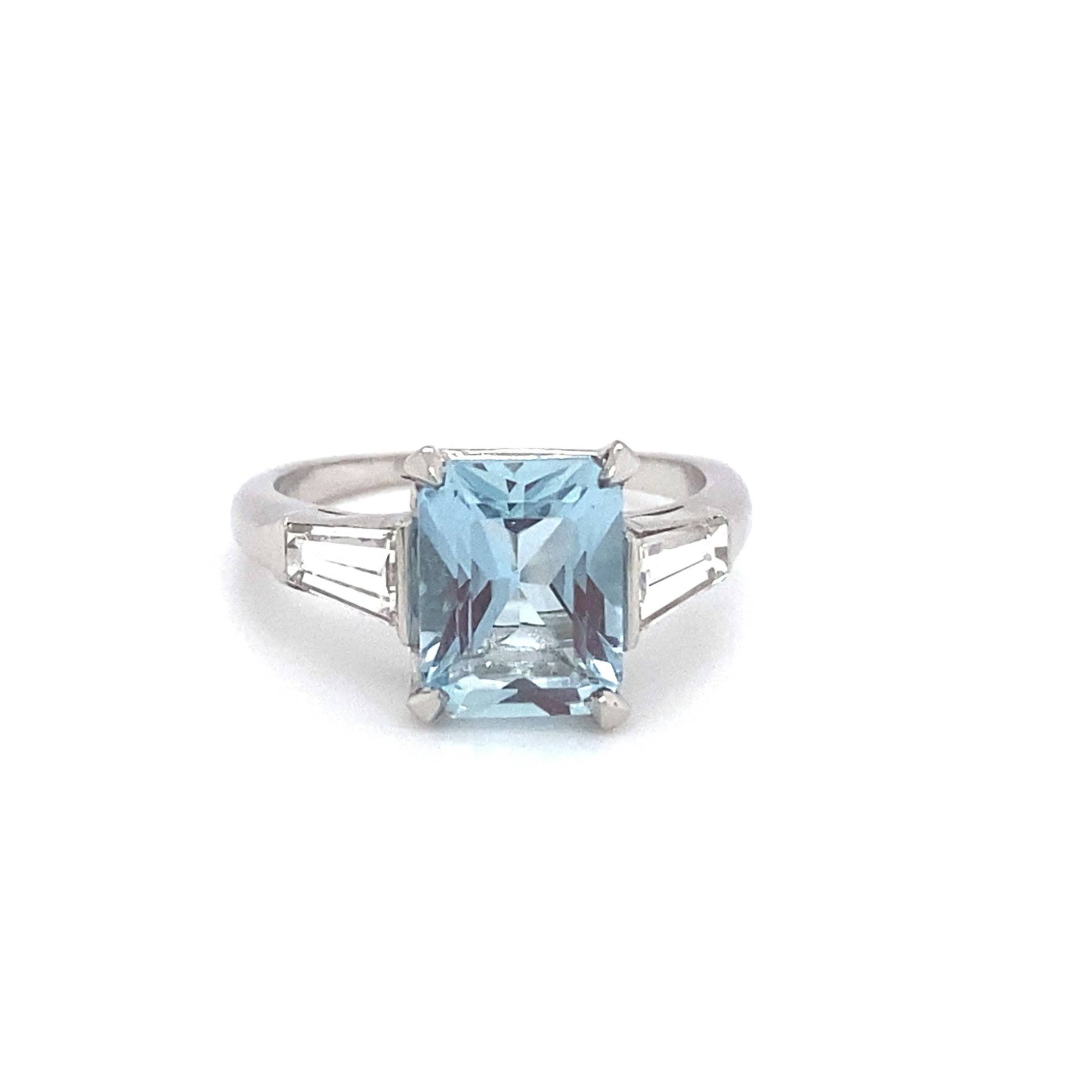 Circa 1920S 3 Karat Aquamarin Und Diamant Ring in Platin, Atl#578B von VermaEstateJewels