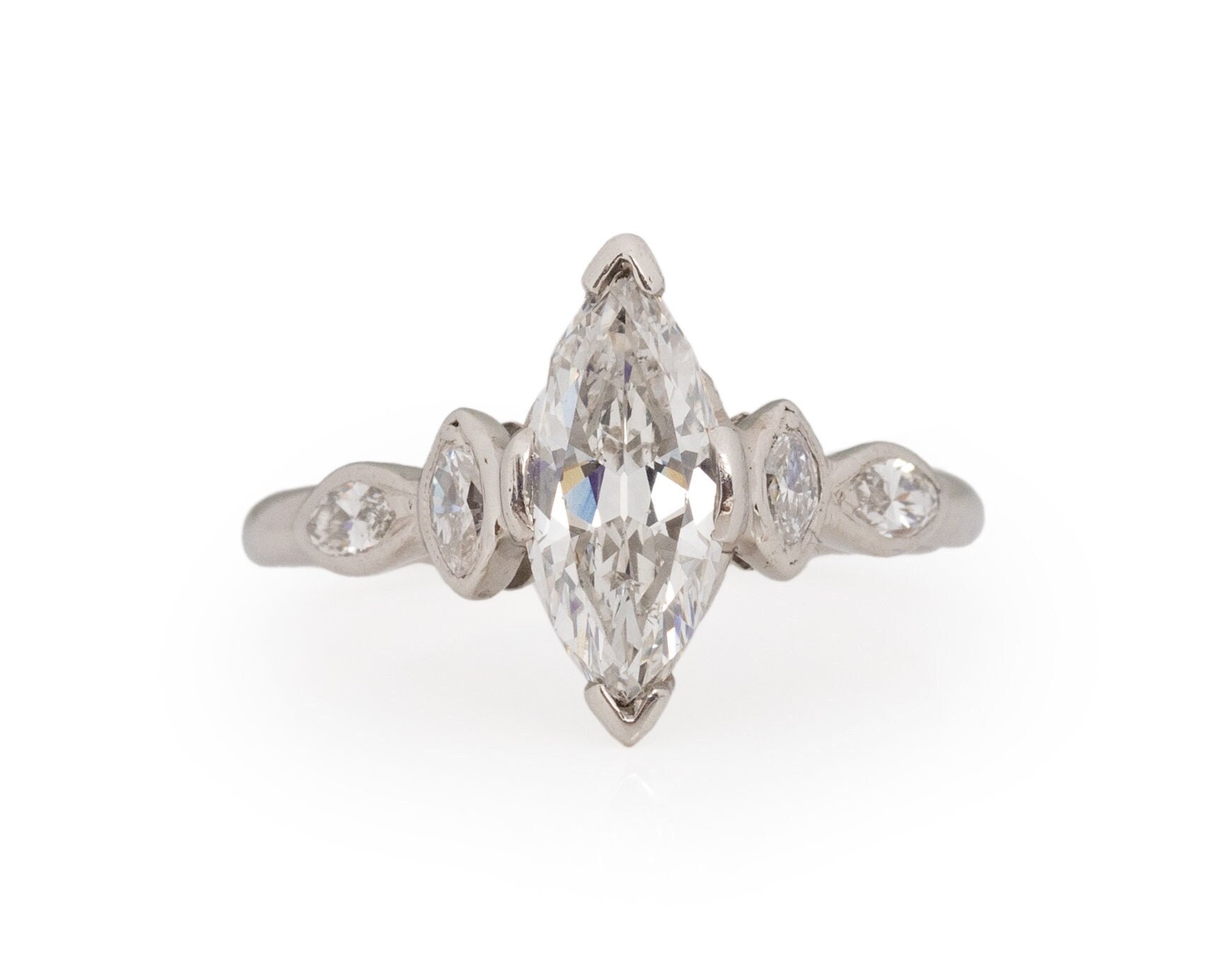 Circa 1940 Art Deco Platin .93Ct Antiker Marquise Brilliant Diamant Verlobungsring - Veg # 1762 von VermaEstateJewels