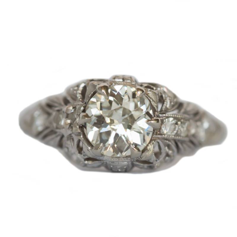 Zirka 1910 Edwardian Platin .90Ct Antique Kissen Und .10Cttw Single Cut Diamant Verlobungsring-Veg # 1320 von VermaEstateJewels