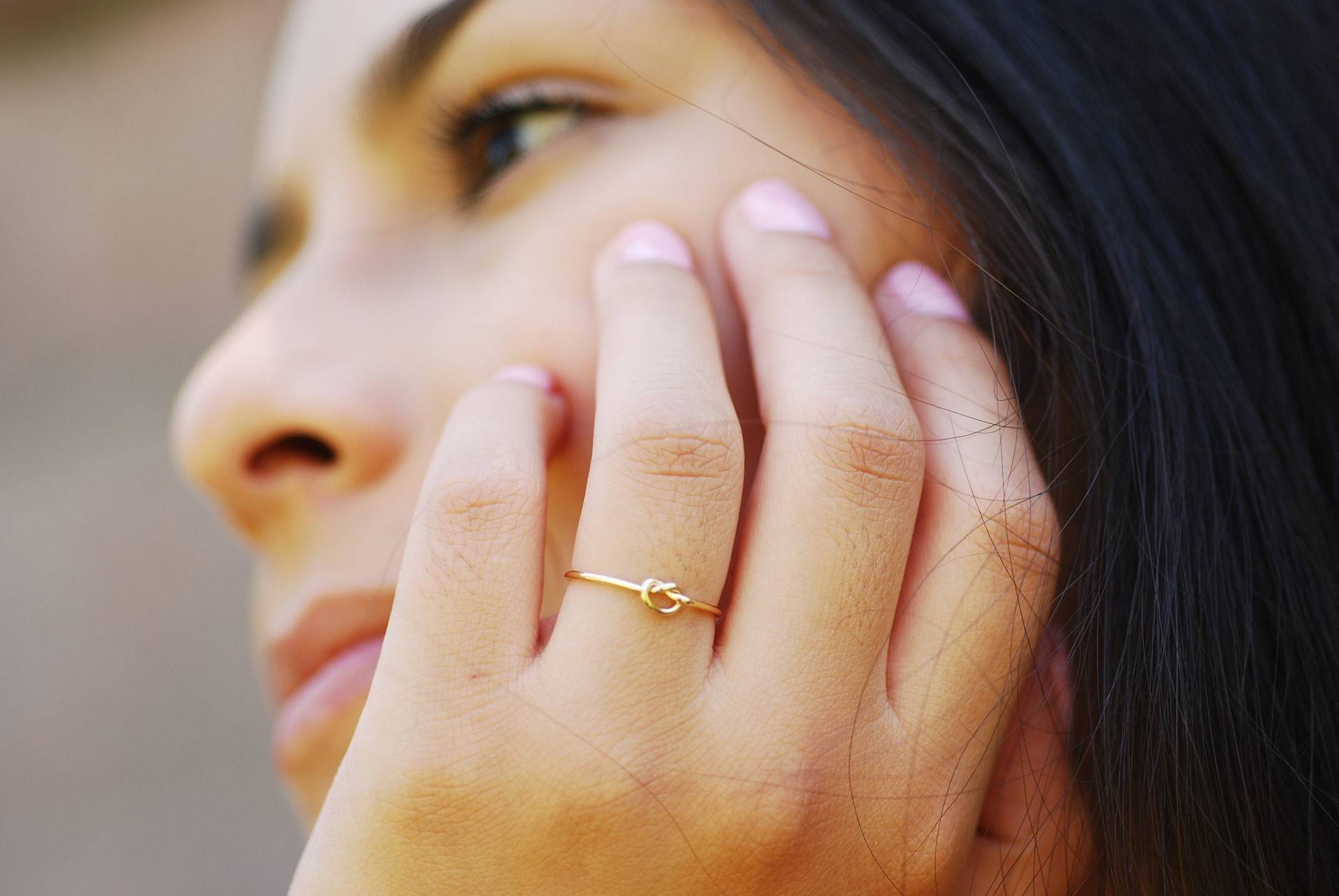 14K Gold Filled Love Knot Ring - Stapelring, Midi Ring, Knuckle Dünnes Band, Herz Knoten 925 Sterling Silber Ring [15] von VermeilSupplies