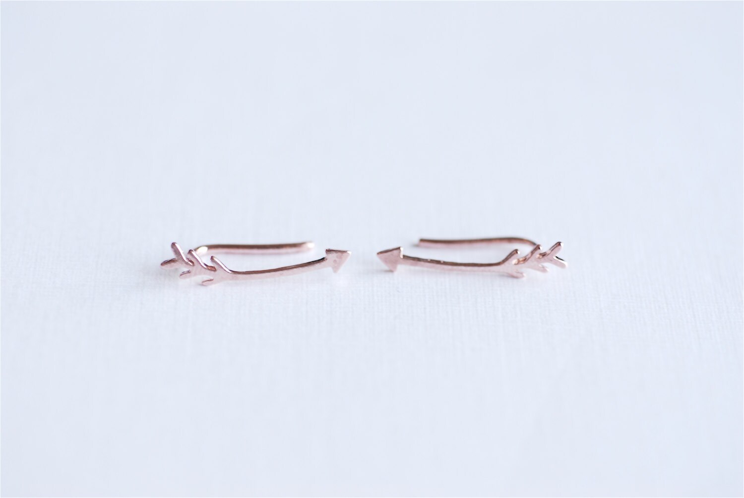 Glänzend Rosa Rose Gold Vermeil Pfeil Ohrring Kletterer Ohr Manschette - Ohrringe, Crawler, Gebogene Ohrring, 281 Glänzend Rosa Rose Gold Vermeil Pfeil Ohrring Kletterer Ohr Manschette - Ohrringe, Crawler, Gebogene Ohrring, 281 von VermeilSupplies