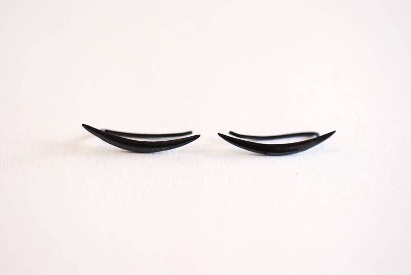 Ohr Crawler, Bergsteiger, Mond-Ohr-Pin, Schwarz Crescent Moon Ohrstecker Kletterer - Mond, Mond Manschette, Crawler Ohrstecker, Jacke Ohr Crawler, Bergsteiger, Mond-Ohr-Pin, Schwarz Crescent Moon Ohrstecker Kletterer - Mond, Mond Manschette, Crawler Ohrstecker, Jacke von VermeilSupplies
