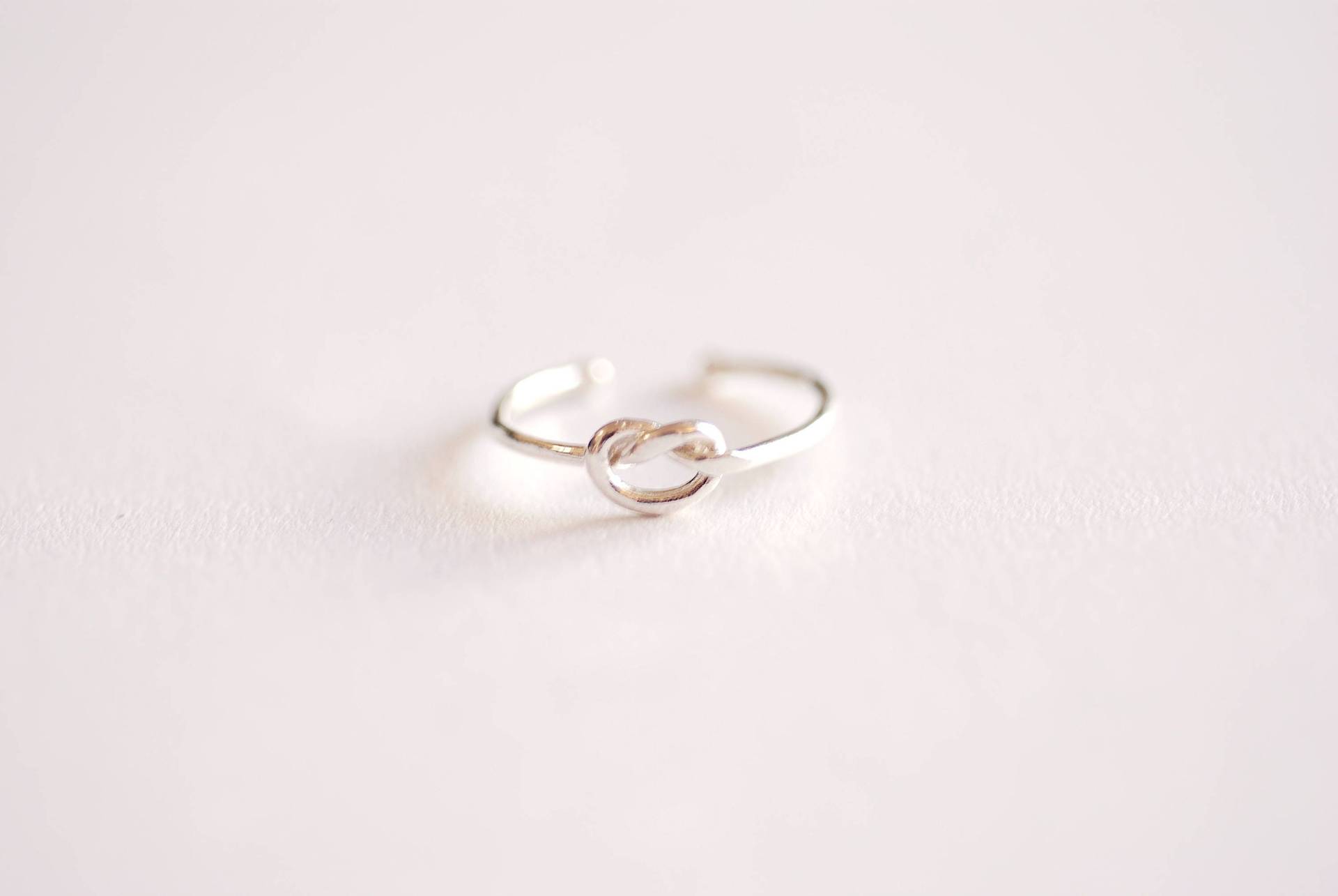 sterling Silber Liebesknotenring - 925 Liebesknoten Einstellbarer Ring, Dünner Liebesknotenring, Brautjungferring, Knotenversprechensring, 353 sterling Silber Liebesknotenring - 925 Liebesknoten Einstellbarer Ring, Dünner Liebesknotenring, Brautjungferring, Knotenversprechensring, 353 von VermeilSupplies